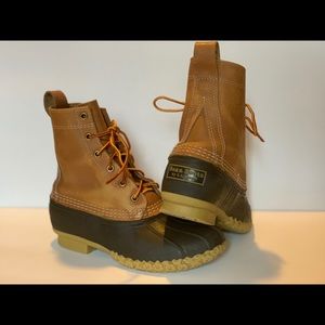 L. L. Bean, Woman’s Bean Boots, 8” Thinsulate